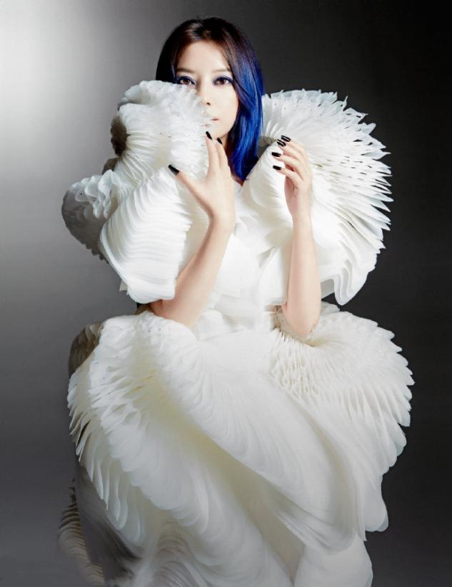 赵薇发型最新,赵薇的最新发型