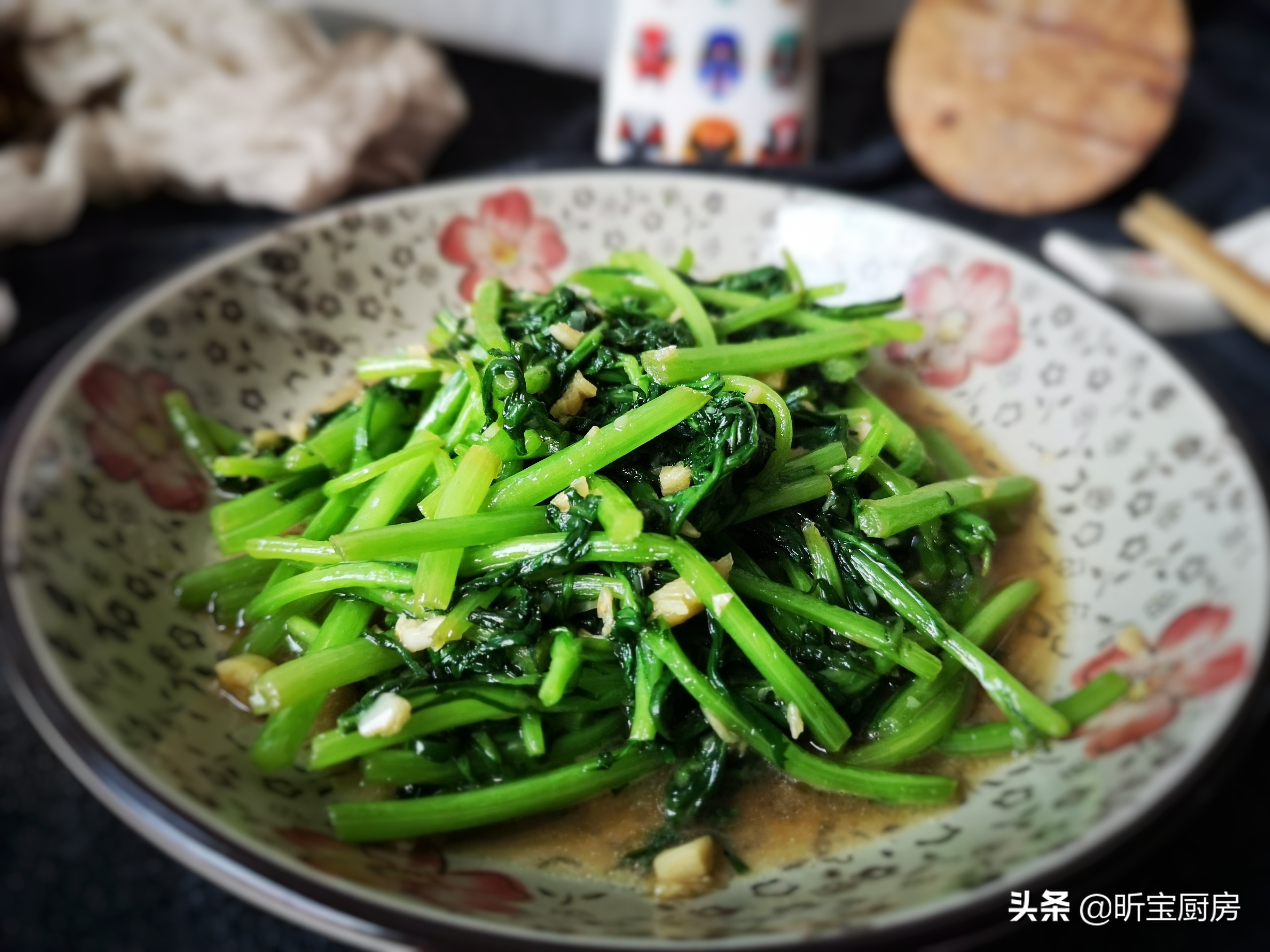 对睡眠有帮助的食物菜谱,失眠最怕皇帝菜