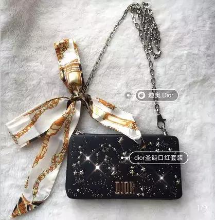 给女生买口红和包包意味着什么 (包包里必须要有的口红)