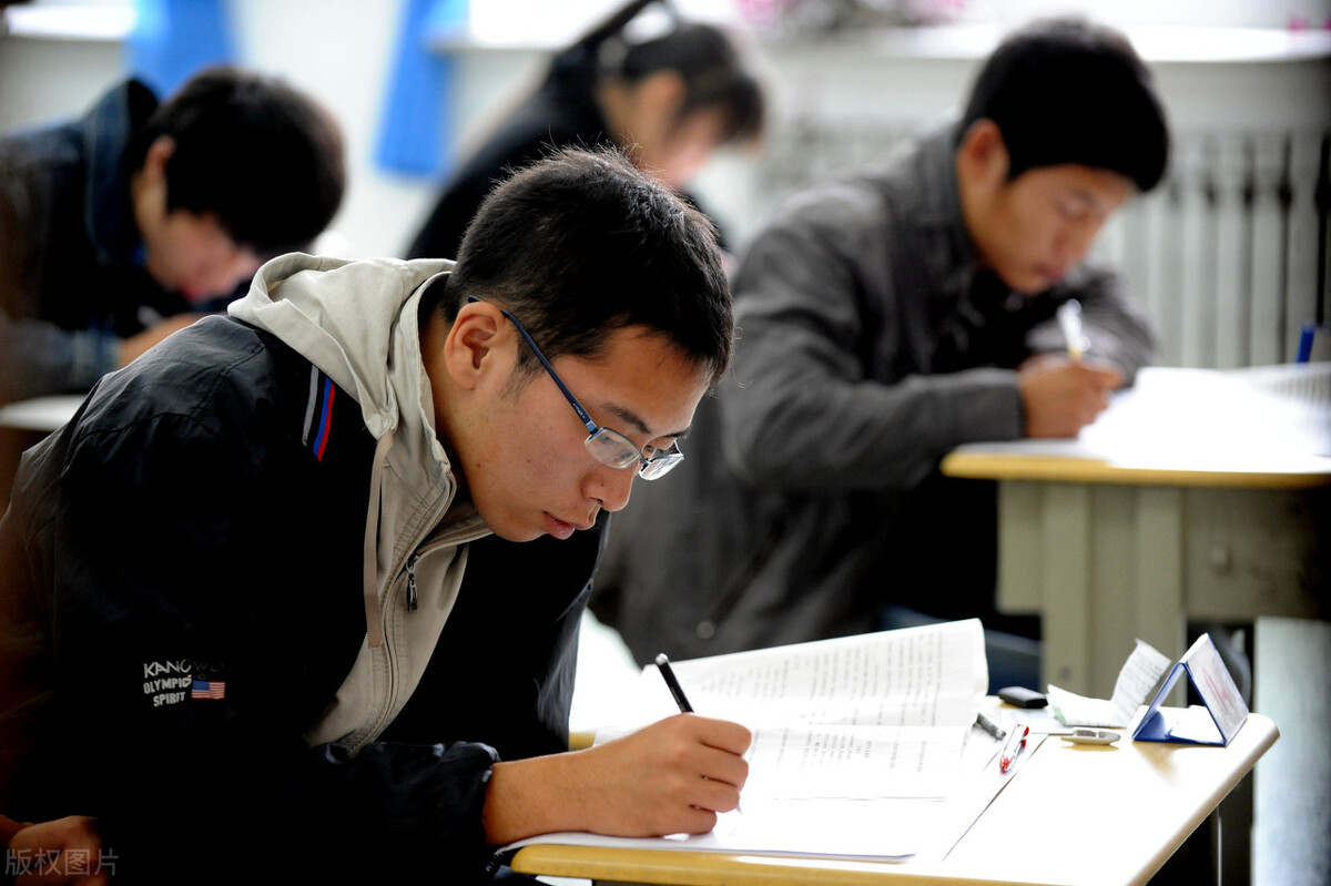 会计证怎么自考海南,会计初级证需要买什么书