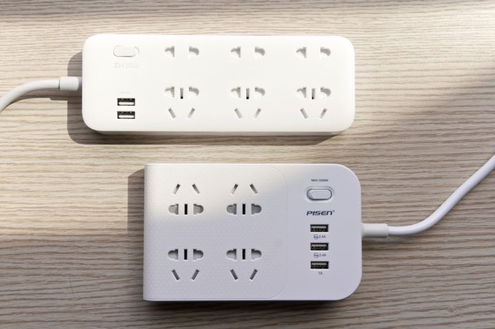 新型插座充电慢,插座不够用就用这款扩展插座