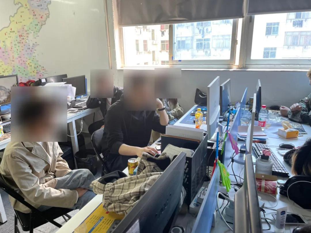 网络裸聊诈骗信息被盗该如何处理,网络裸聊敲诈案件最新