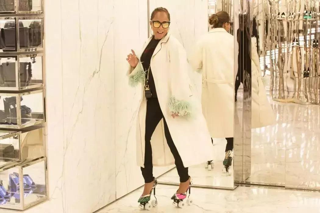 gucci彩虹新款松糕鞋 (gucci厚底带钻小白鞋)