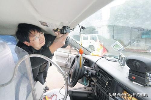 首汽自营改承包后，滴滴开始加快下线司机安全培训安装车内监控