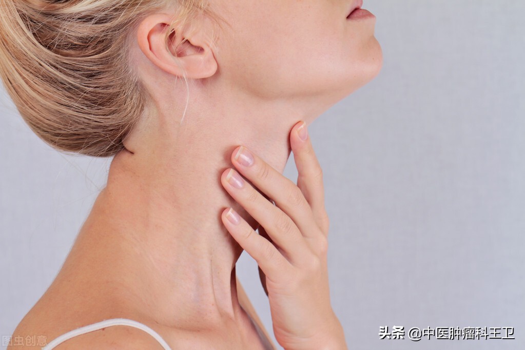 甲状腺癌术后发晕呕吐是怎么回事,甲状腺癌术后吃饭噎得慌怎么回事