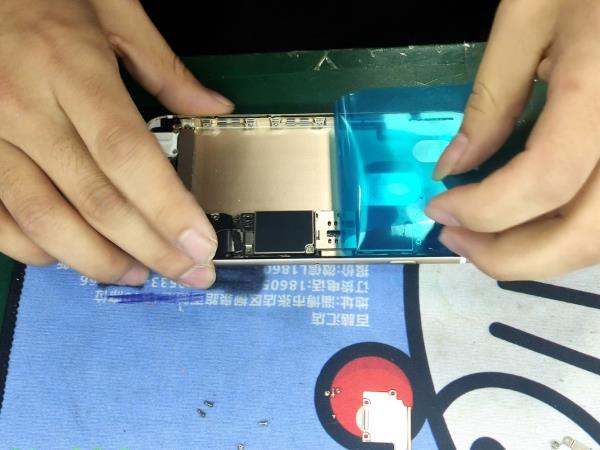 iphone6s更换电池全过程,iphone6s官方电池更换