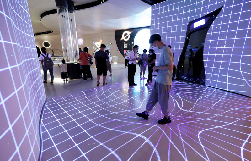 从宇宙中看地球的天文馆,上海天文馆可以临时换人参观吗