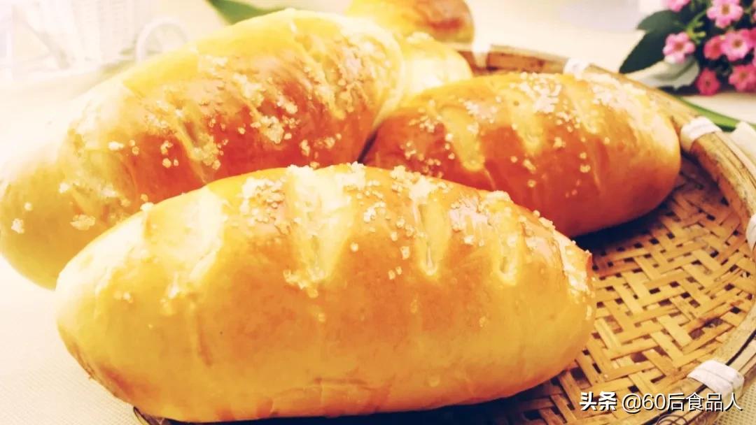 制作面包为什么要加盐,做面包加盐是在水合前还是水合后