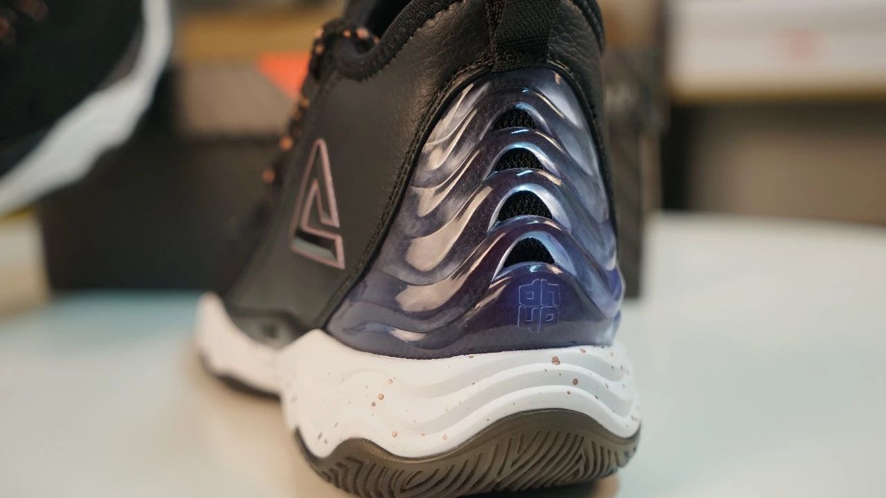 WEN开箱｜霍华德4开箱简评，减配不减价