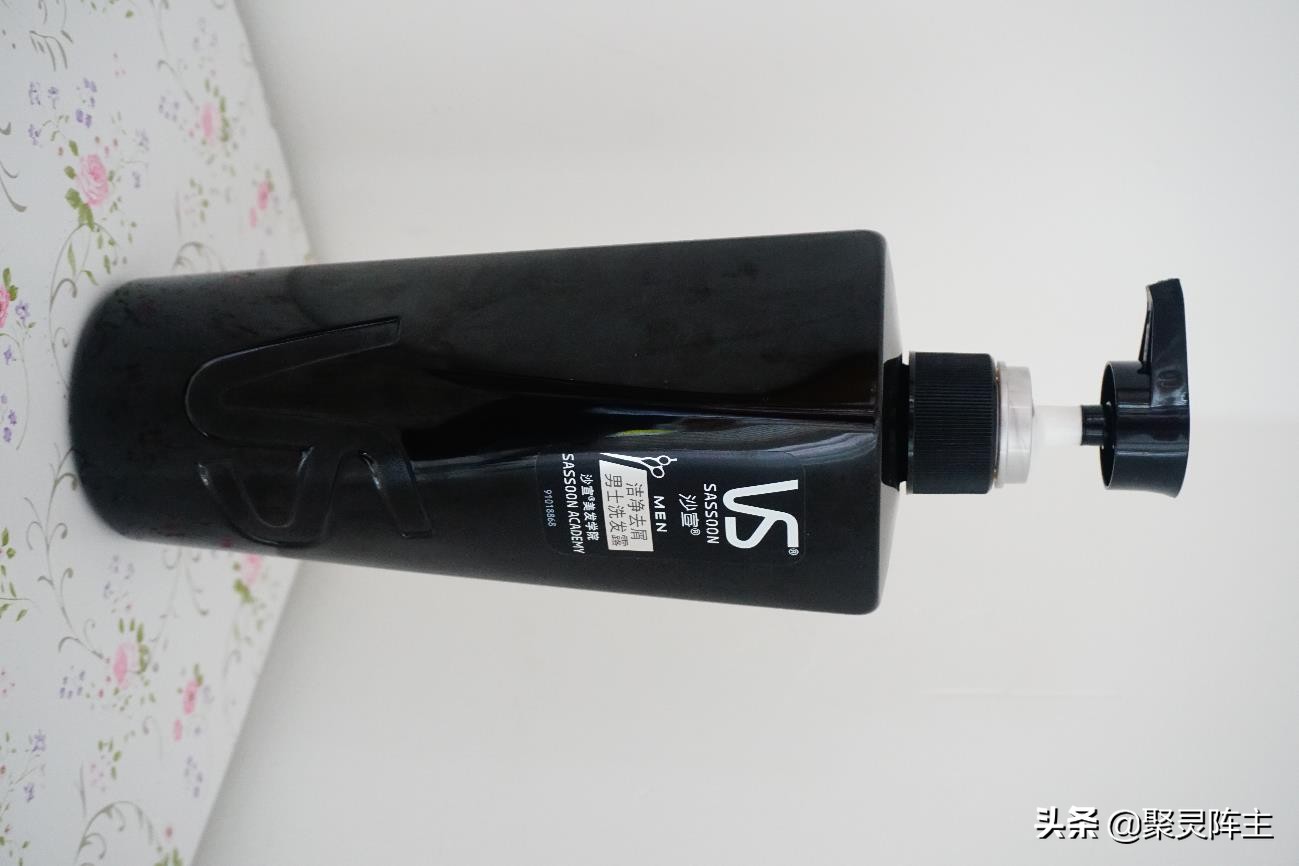 洗发水推荐控油蓬松去头皮屑男生,男士洗发水排行榜第一名去屑止痒