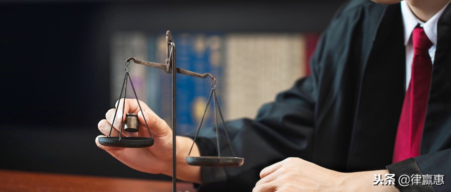 无耻的表演，还是无畏的坚持？