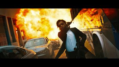 从头打到结尾的国产电影,从头炸到尾的节奏