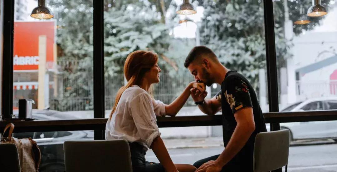 面对父母催婚,让相亲,我们采取什么样的态度应对?