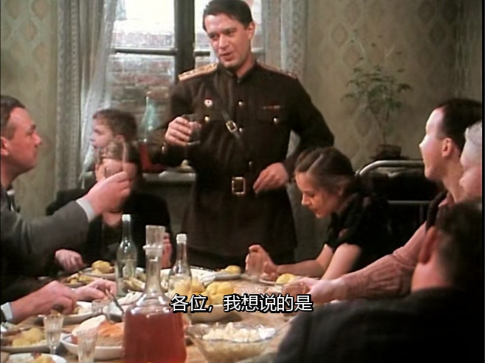 《小偷》：从认窃贼作父到遭受背叛，谈俄罗斯过往伤痛