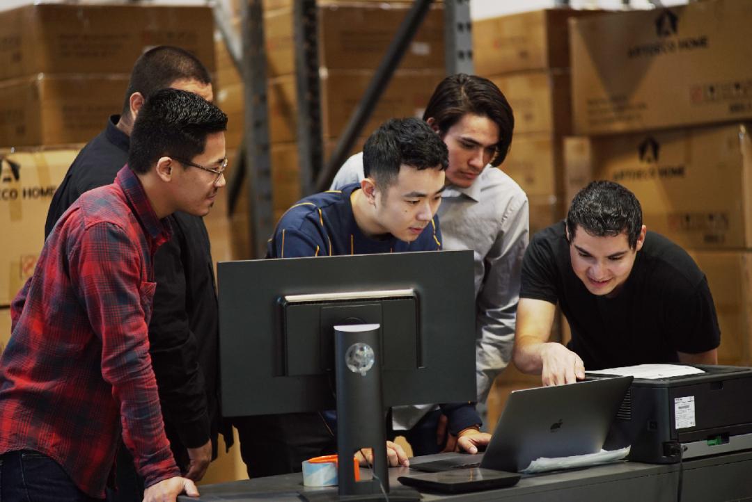 海归主播靠专业性降维竞争，每月带货超200万元