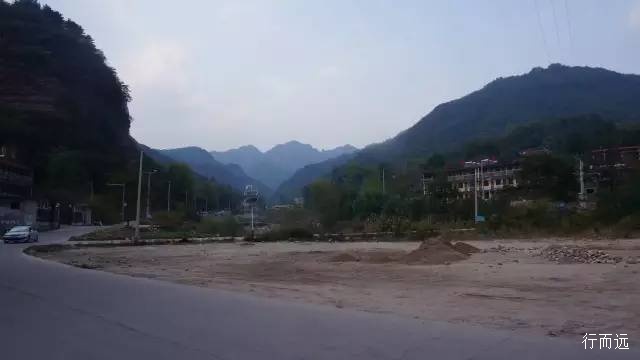 骑行夫子岭-京娘湖,穿越峻极关又进景区了,到河北是一路的美景