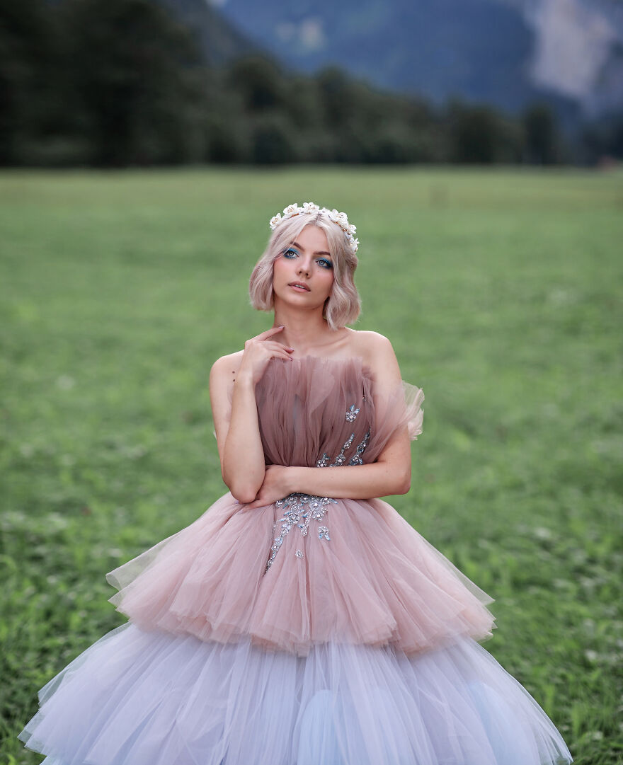 瑞士少女峰山下夜晚,瑞士少女峰半山腰小镇视频