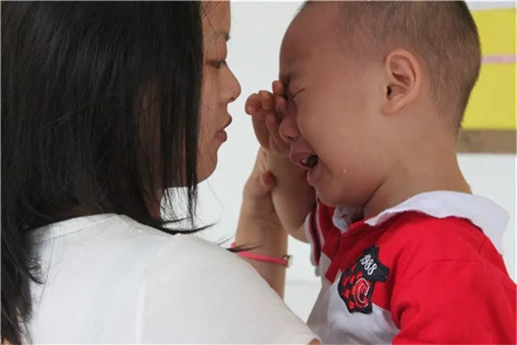 孩子发脾气怎么正确引导,孩子容易发脾气闹情绪怎么引导