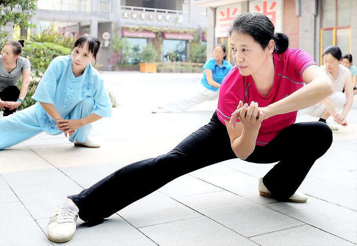 迎着朝阳锻炼句子,迎着朝阳去锻炼