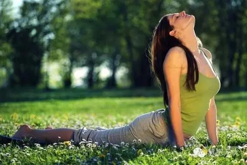 来例假还能运动吗适合哪些运动,经期后多久可以强烈运动