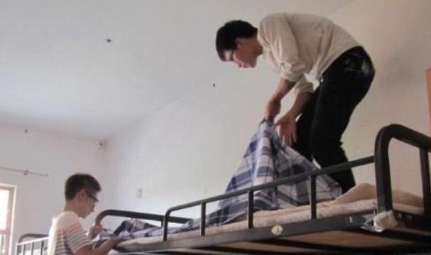 武汉多校现天价学费,武汉多所民办高校出现天价学费