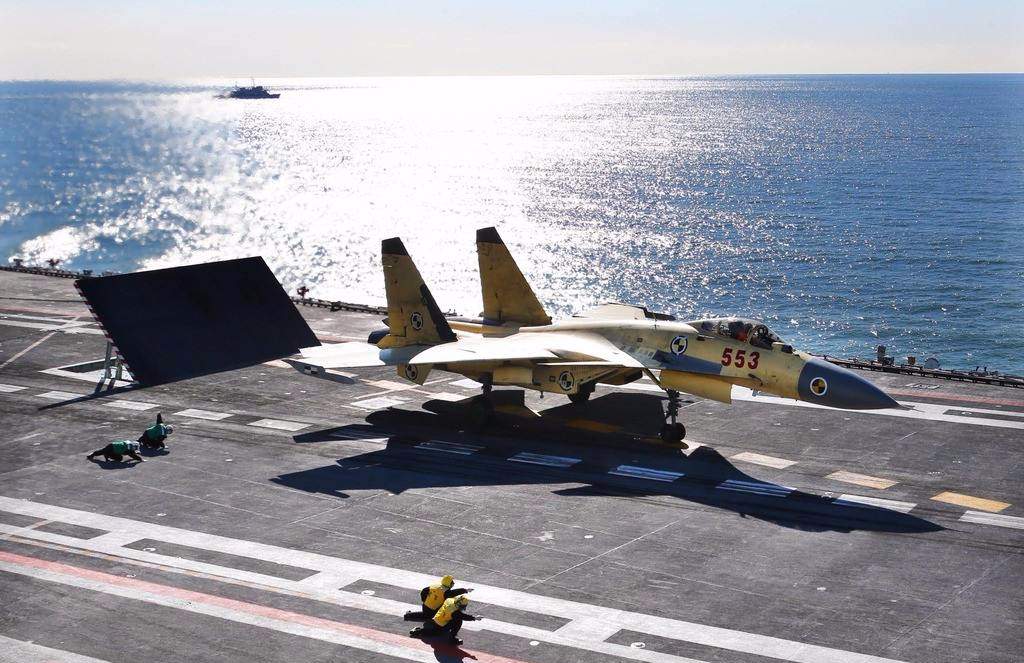 西方评价中国战斗机,歼15舰载机在全球处于什么水平