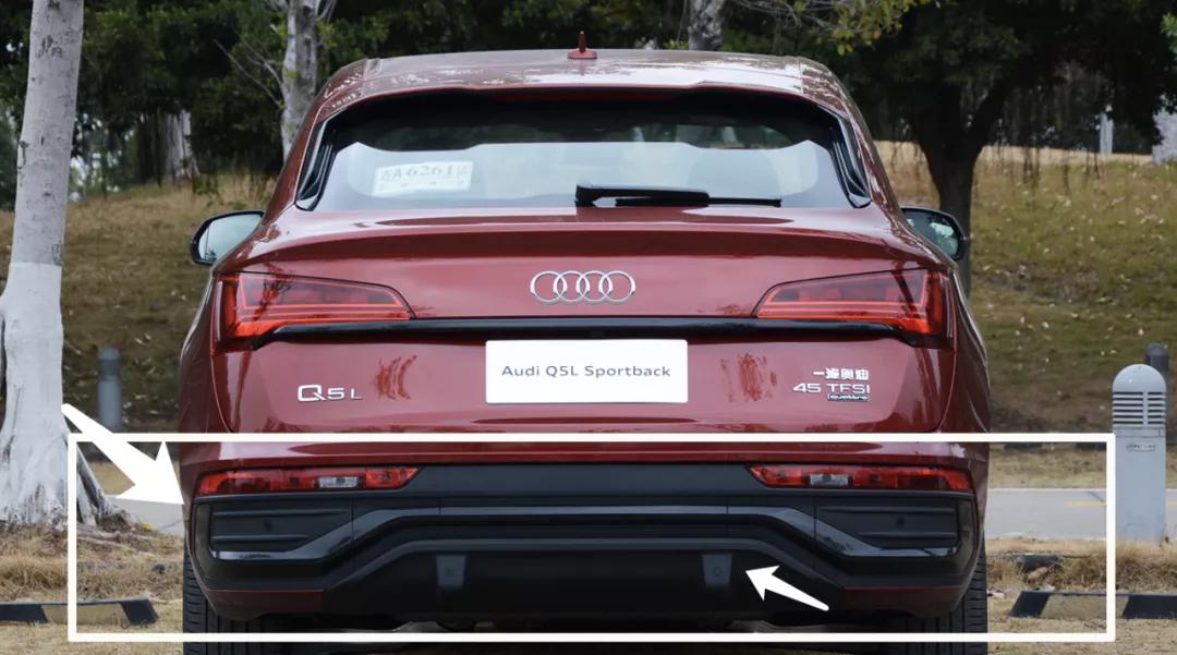 奥迪q5轿跑和奔驰glc,奥迪q5轿跑2022落地