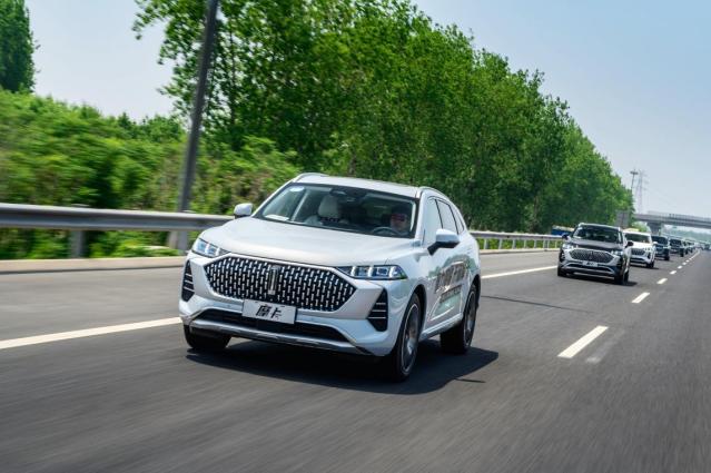 wey摩卡智能驾驶视频,wey摩卡真实驾驶感受