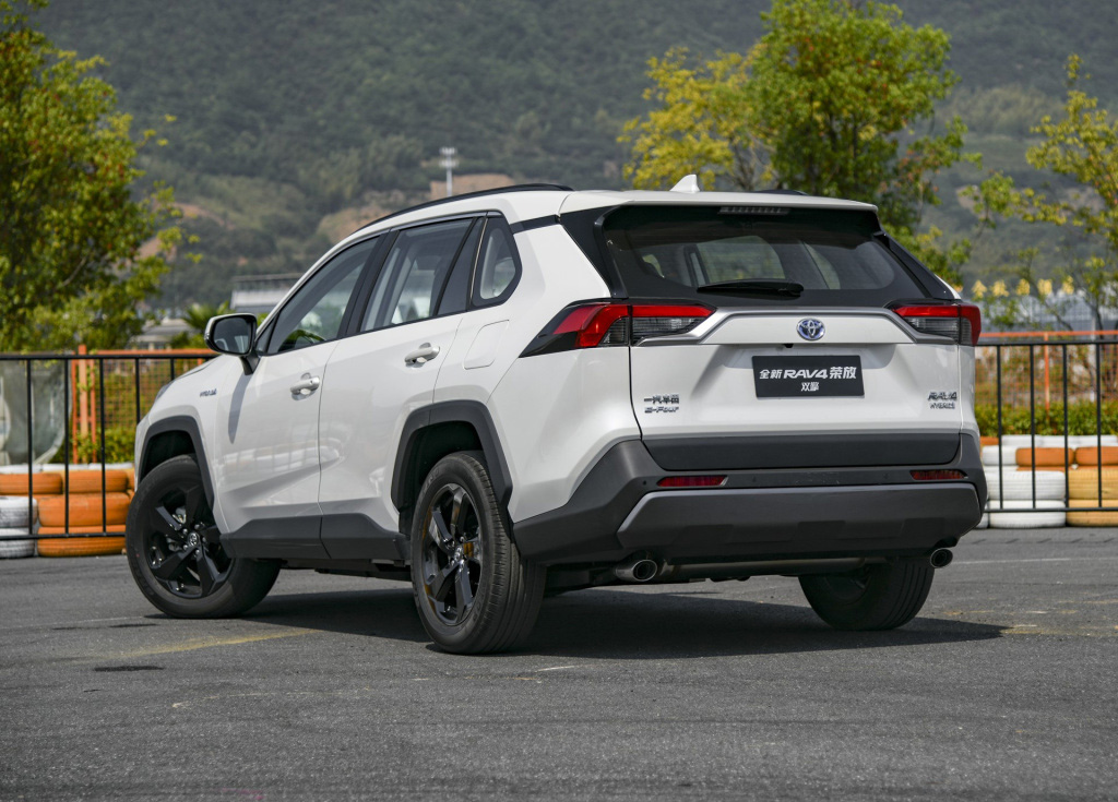 日系荣放rav4,日系丰田越野车rav4