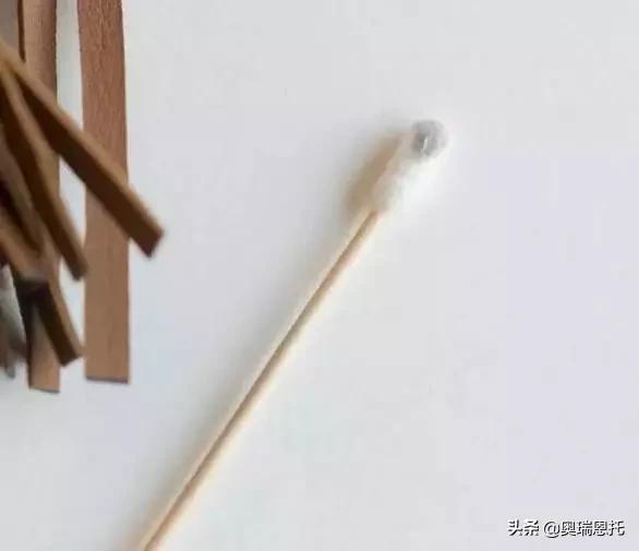 怎样保养包包更有光泽度,真皮包包怎么保养不会开裂