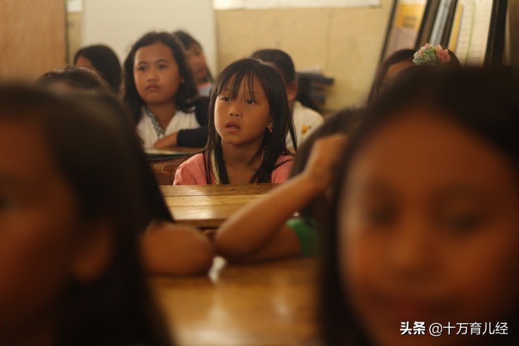 一年级调皮捣蛋的小孩该怎么管教,一年级孩子遇到挫折怎么应对