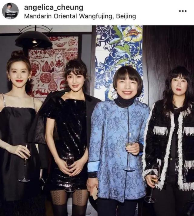 章泽天晒近照清新可爱感慨心态,章泽天近照暴瘦