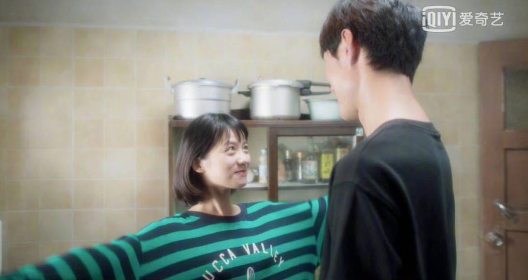 张超飞行视频 (张超飞行员的精神)