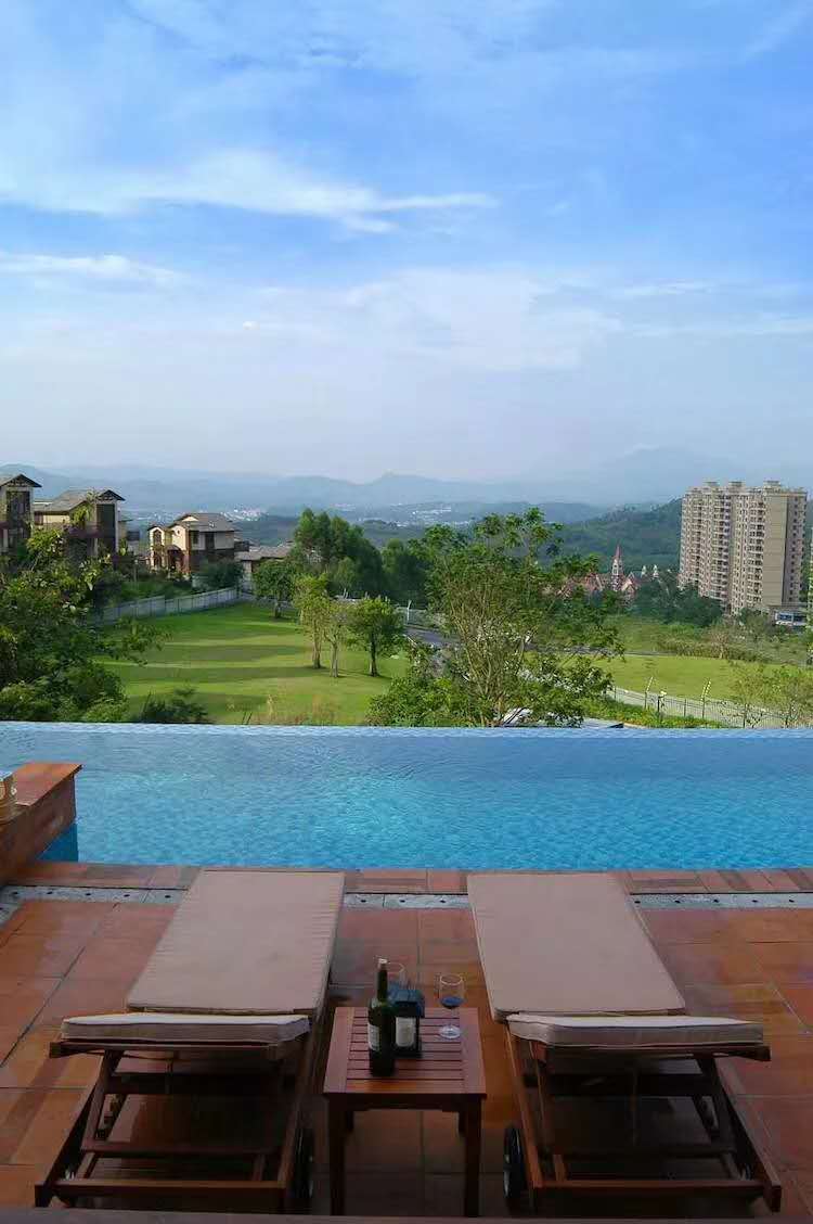 清远佛冈温泉房间带私人泡池,清远山景私人温泉别墅