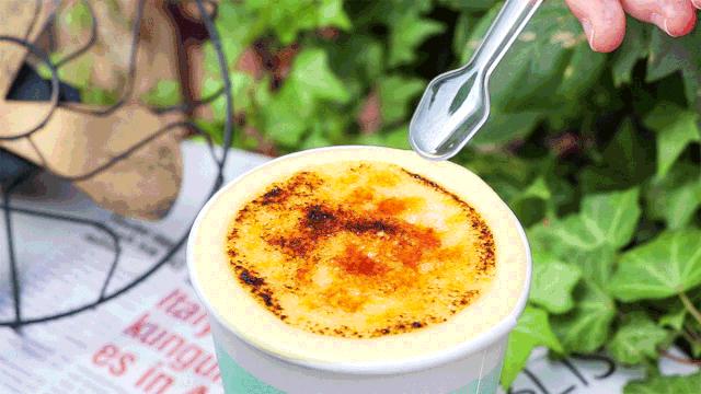 会喷火的“炙烤奶茶”来台州了，敲碎了更好喝！