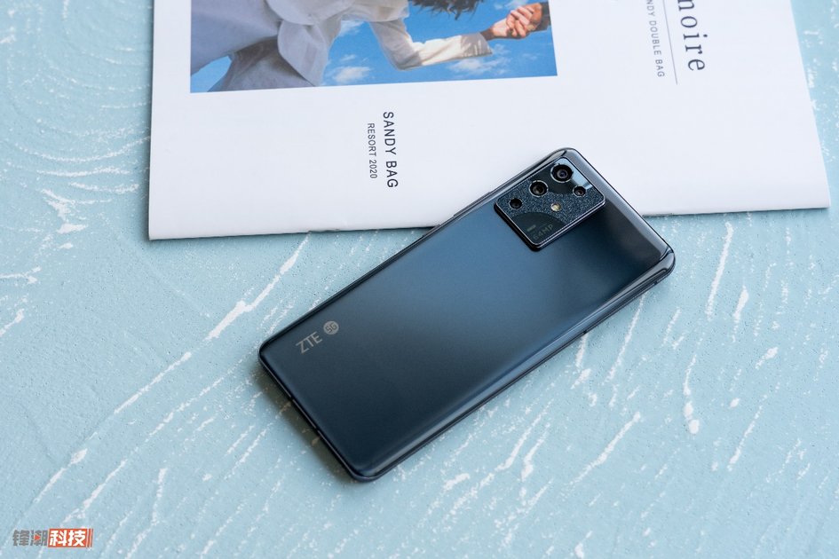 中兴s30pro上手体验轻薄时尚潮流,中兴s30pro现在有必要入手吗