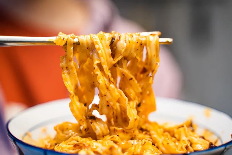 被薇娅直播间榨干零食预算后,写出了这篇测评报告(上)