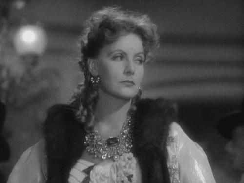 一代绝色，终身未婚，惊艳世界几十年，却在巅峰时寂寞离去