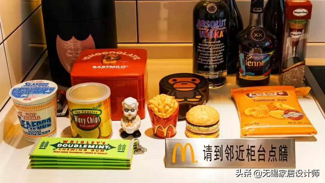 他在西湖边买200㎡豪宅，4年不住人，堆满的玩具总价超房子