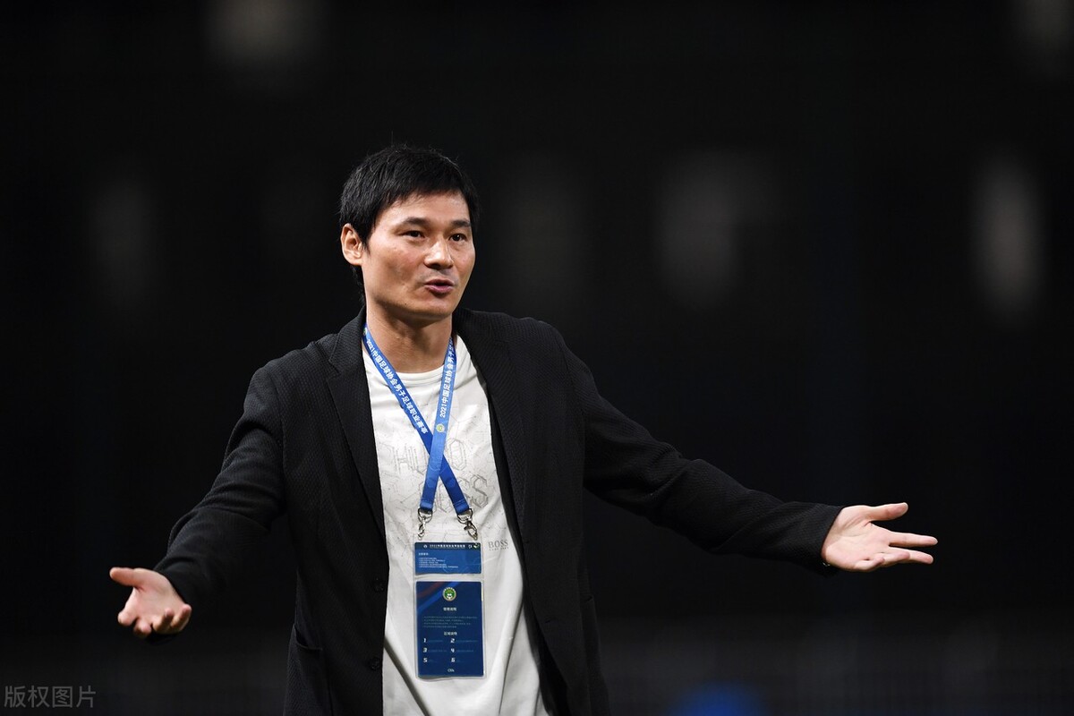 做解说收益,做足球解说员赚钱吗