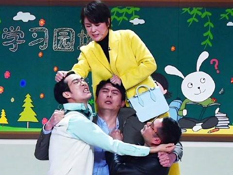 春晚李思思荧光口红,李思思荧光口红