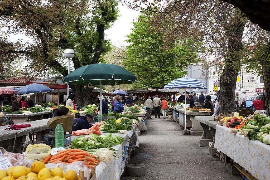 社区团购巨头入场,社区团购大战的牺牲品