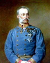 意甲尤文图斯2-1萨勒尼塔纳,尤文图斯意甲九连冠阵容