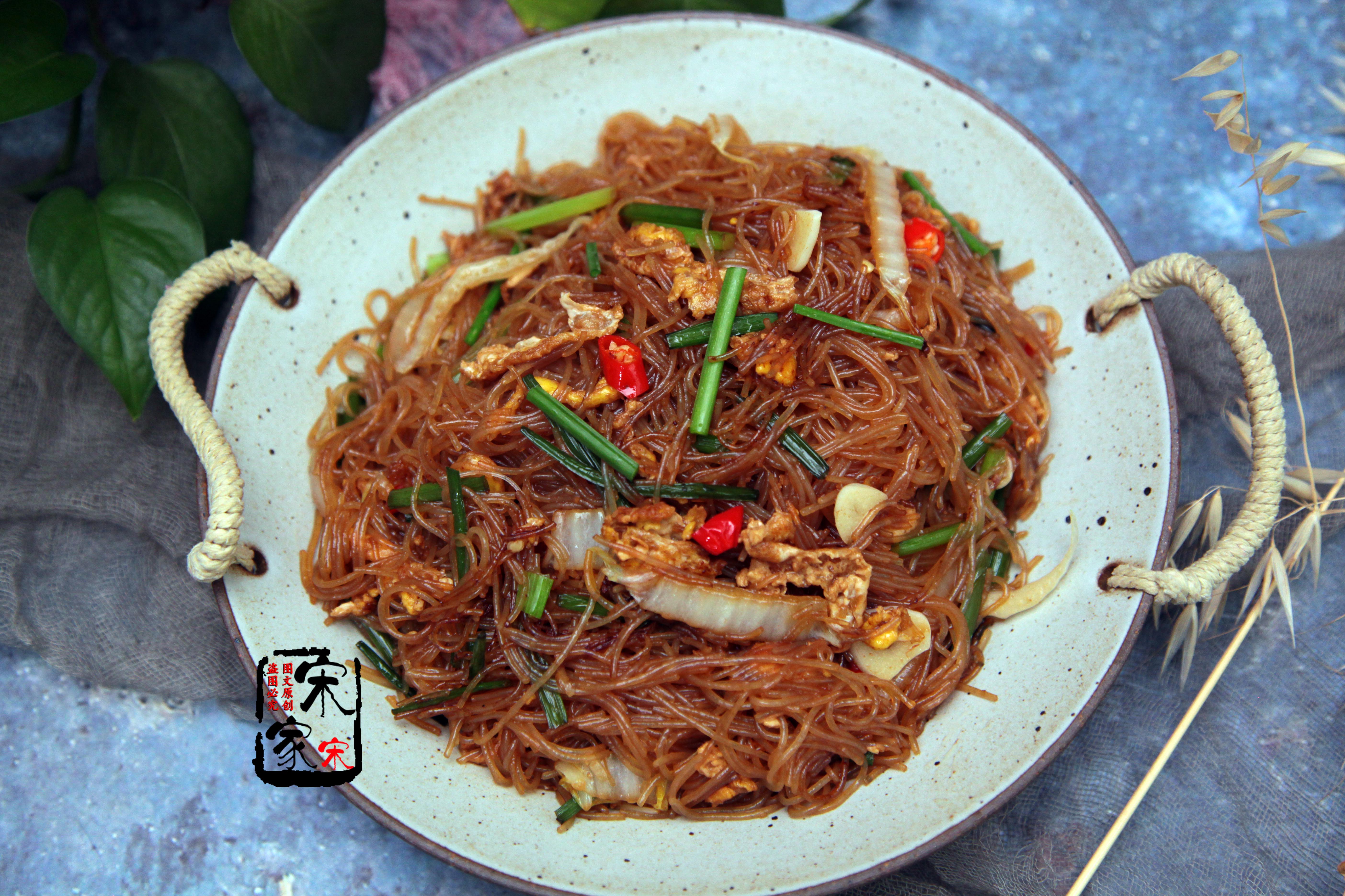 卖炒米粉要多少成本怎么选地方,一粉一城炒米粉加盟利润