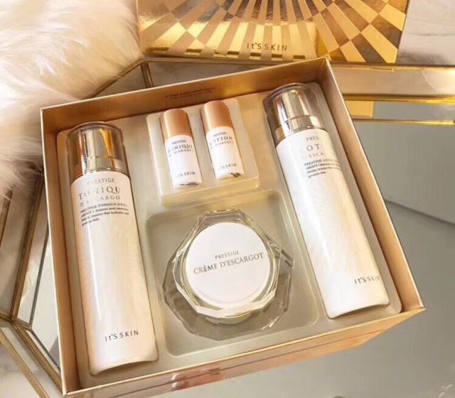 黛珂和兰芝水乳哪个好用,德妃紫苏水乳和珂润水乳哪个好用