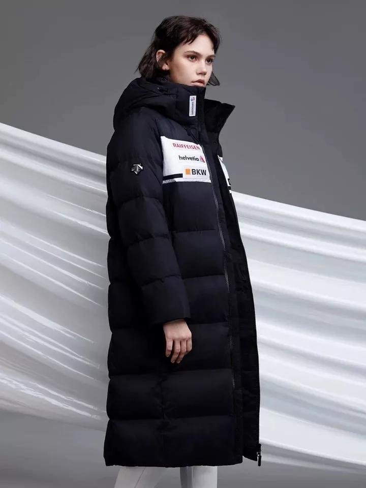 早春羽绒服穿搭又暖又时髦,轻薄羽绒服早春款