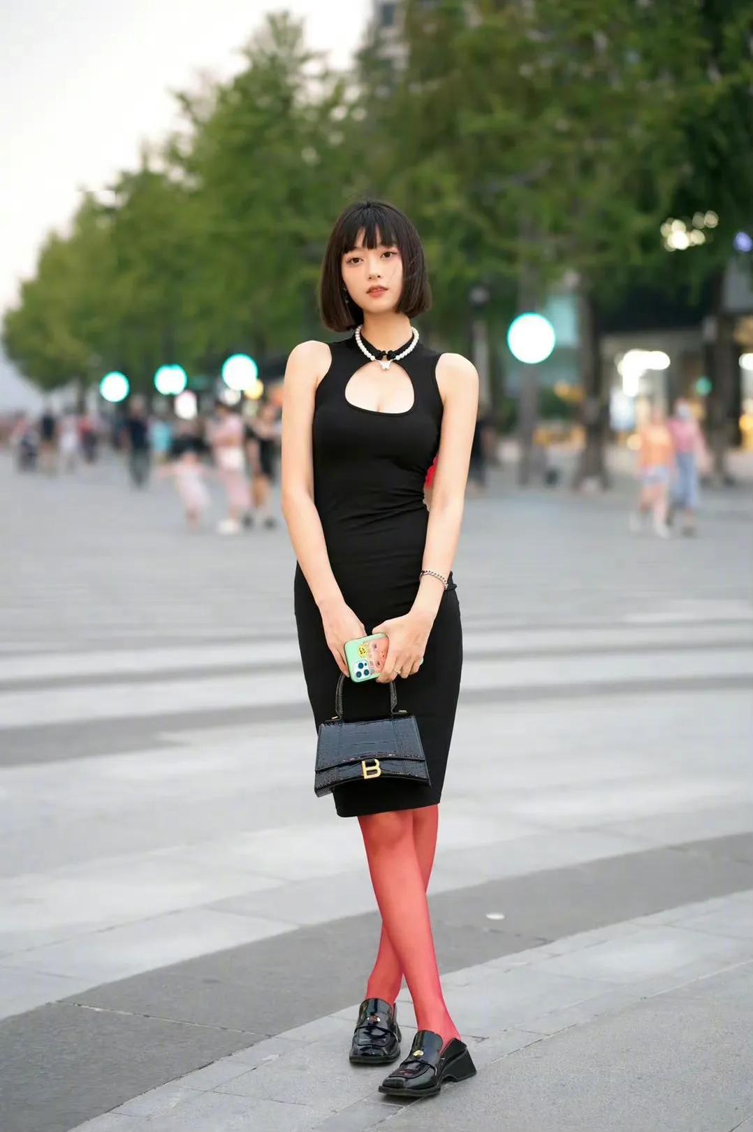 时尚街拍都背什么包,街拍必买奢侈品包