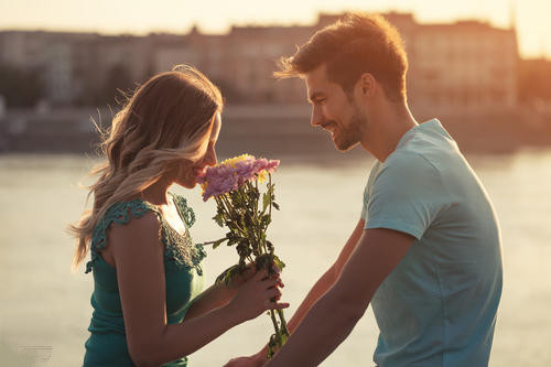 当大龄剩女相亲遇到弟弟,剩女相亲成功记