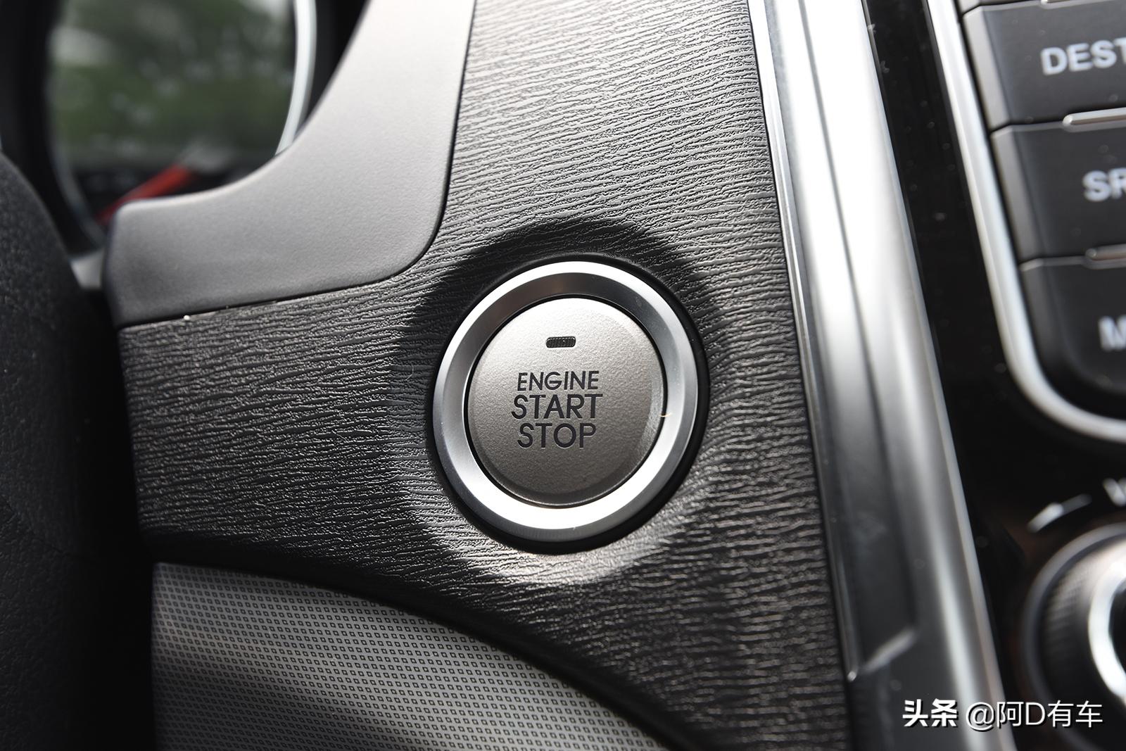 这辆车的确是生活中的得力小帮手