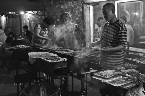 在东北吃烧烤的感受,东北人吃烧烤是什么感觉